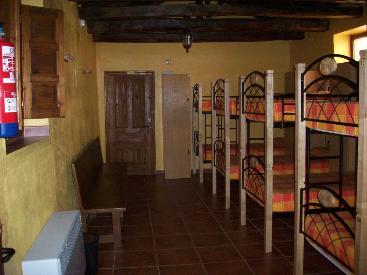 Albergue Estrella Del Camino Fromista Bagian luar foto